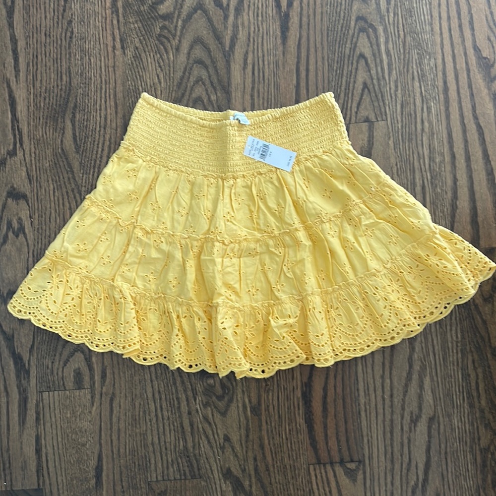Eyelet skirt
